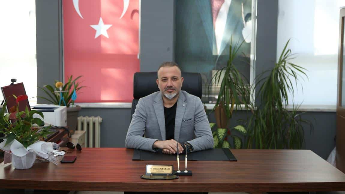 SÜLEYMAN GENCER  - Müdür
